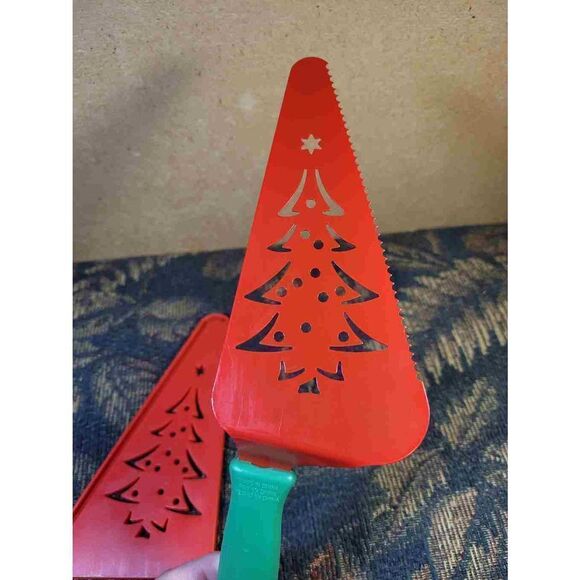 Christmas Pie Slicer/Server - Picture 4 of 5